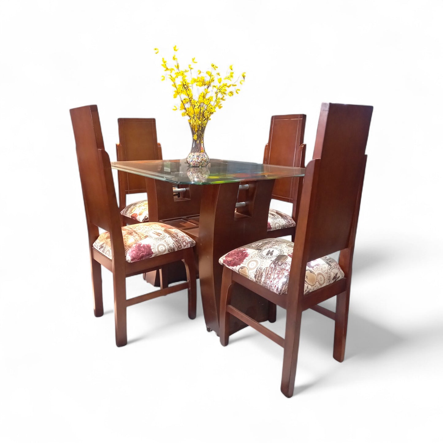 Comedor Mega – Elegancia Moderna y Durabilidad Garantizada
