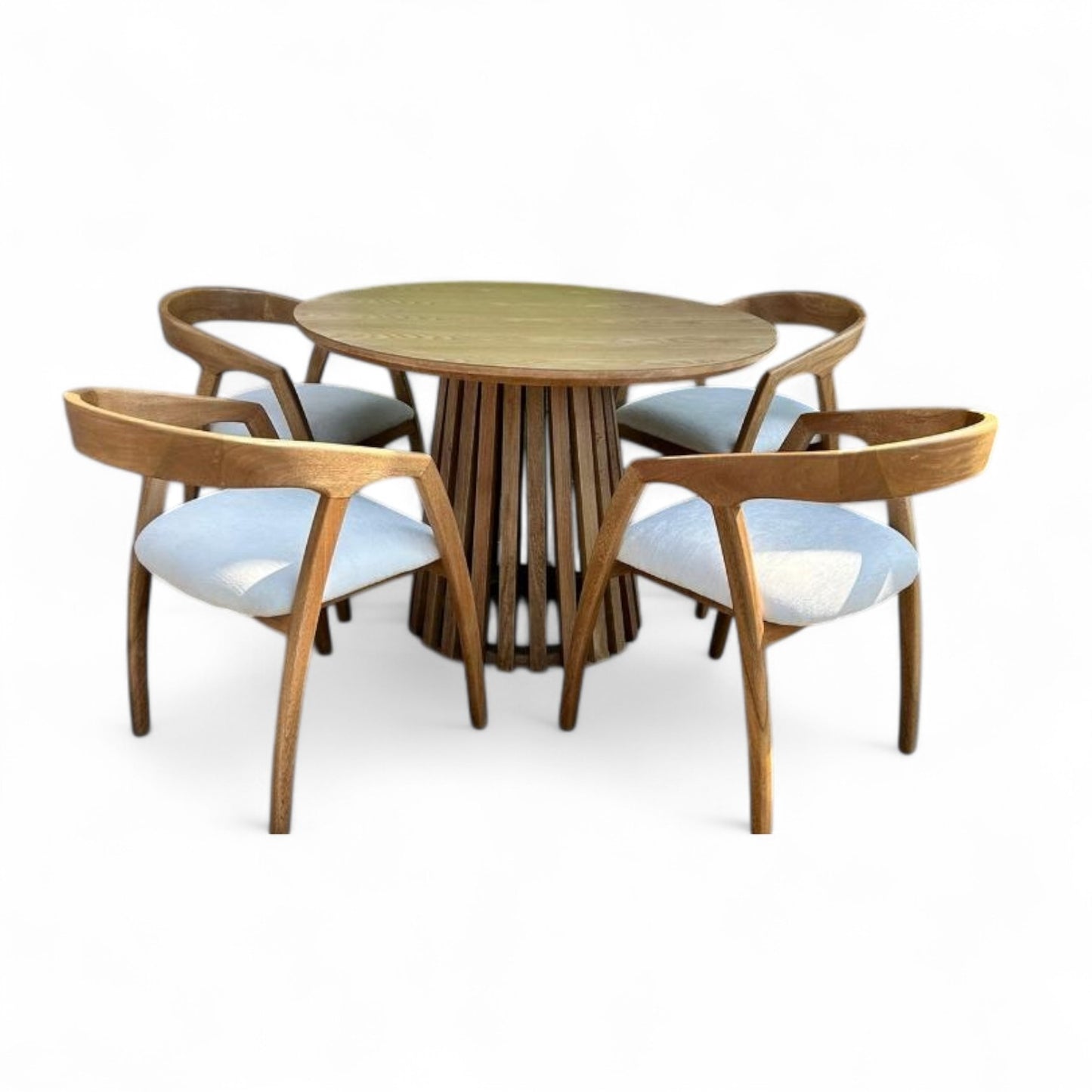 Comedor Milán con Mesa Boreal Redonda – Nórdico, Natural y Funcional