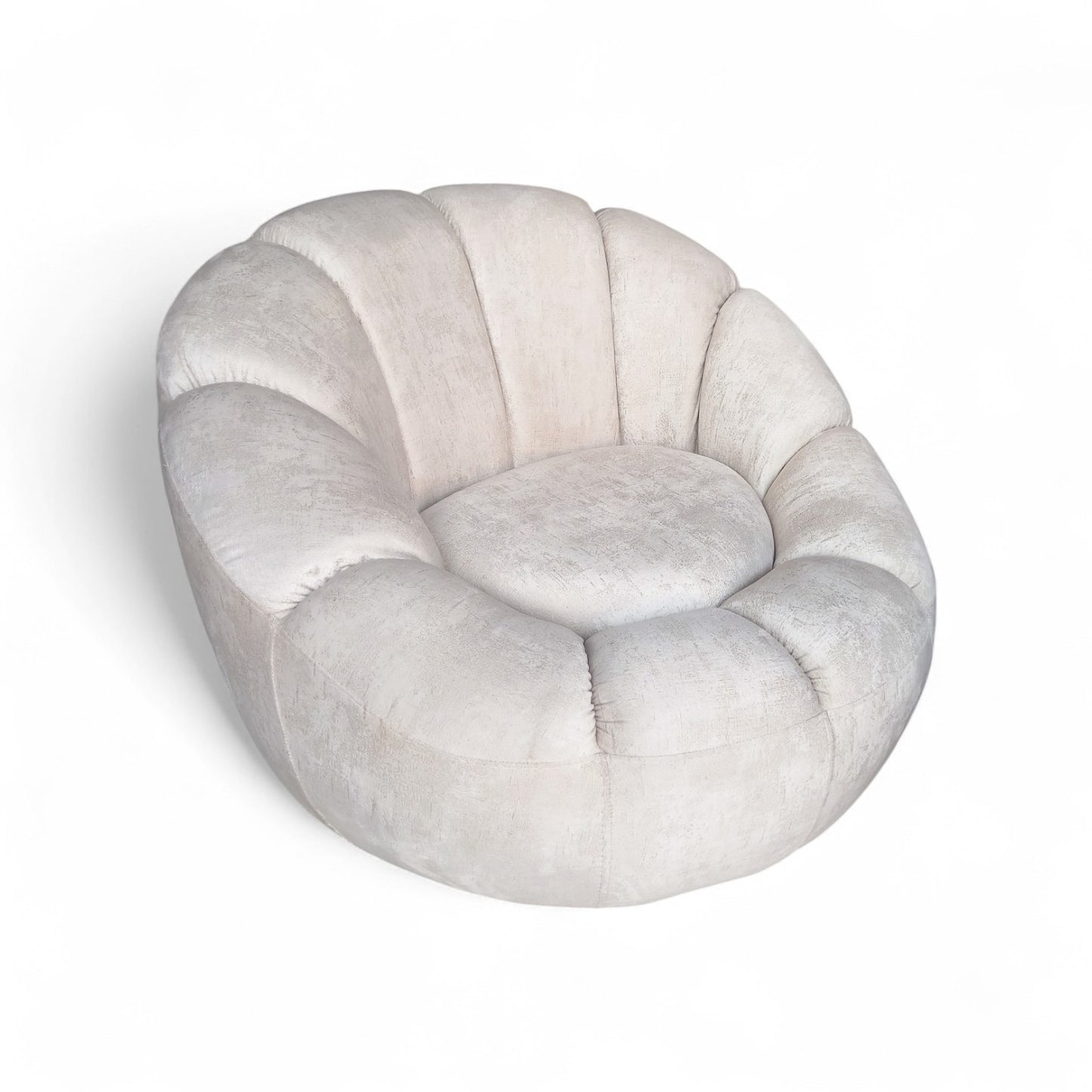 Silla Flor – Diseño Orgánico y Confort en Forma de Concha