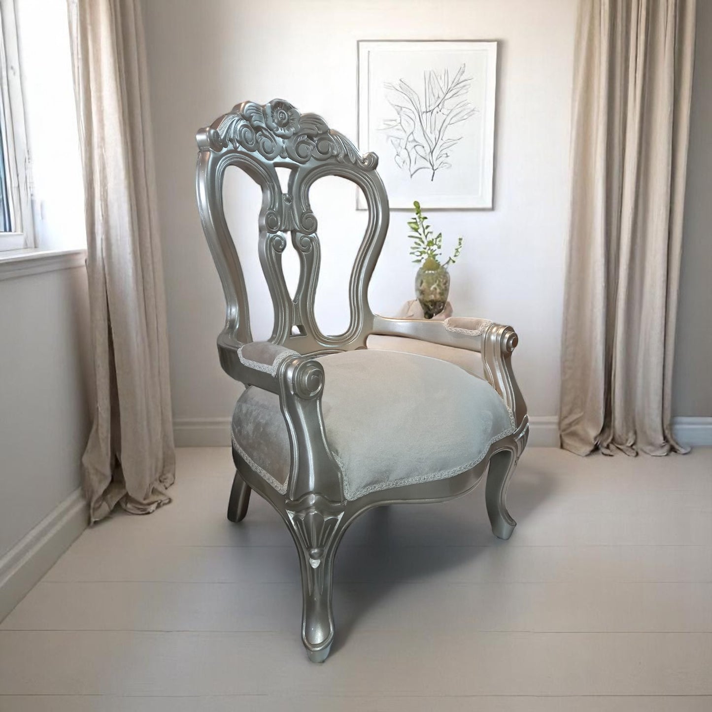 Silla Enfort – Elegancia Atemporal con Detalle Artesanal