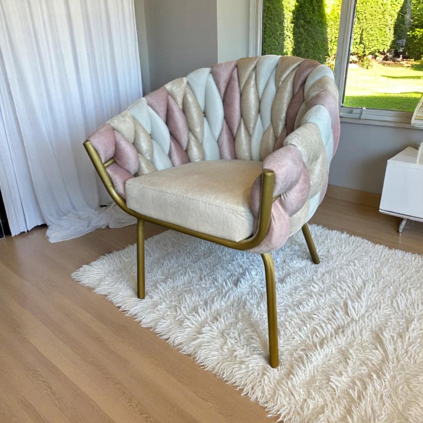 Silla Luxus – Diseño Trenzado y Sofisticación Moderna