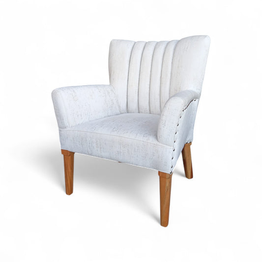 Silla Venecia Acanalada – Estilo Acanalado, Elegancia y Confort