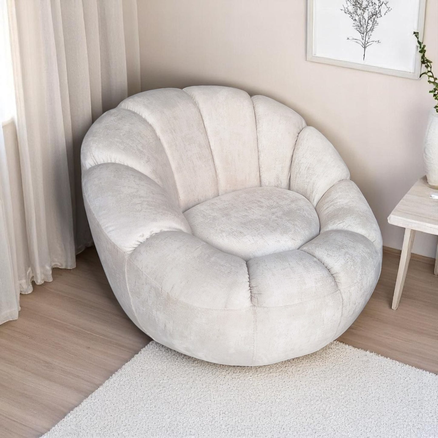 Silla Flor – Diseño Orgánico y Confort en Forma de Concha